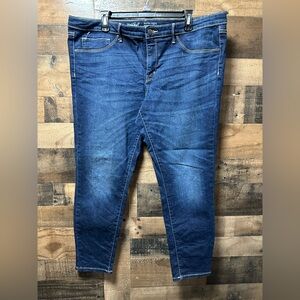 Mossimo Denim Mid-Rise Jeggings Women’s Size 18 Dark Wash Stretch Skinny Jeans
